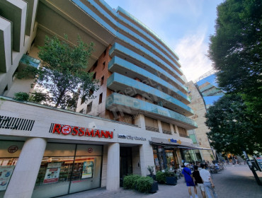 Corvin sétány-budapest-viii-kerulet-corvin-setany_29.jpg