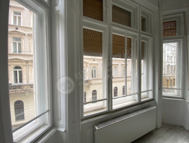Széchenyi utca-budapest-v-kerulet-szechenyi-utca_13.jpg