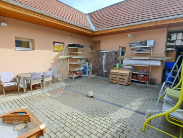 Báthory István utca-gyongyos-bathory-istvan-utca_20.jpg