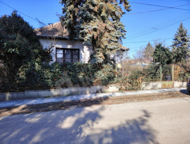 Kétlovas utca-budapest-xvi-kerulet-ketlovas-utca_19.jpg