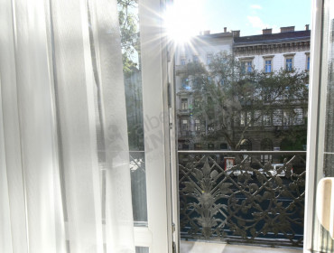 Bajcsy-Zsilinszky út-budapest-vi-kerulet-bajcsy-zsilinszky-ut_22.jpg