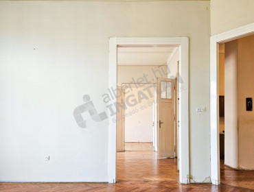 Alkotmány utca-budapest-v-kerulet-alkotmany-utca_13.jpg