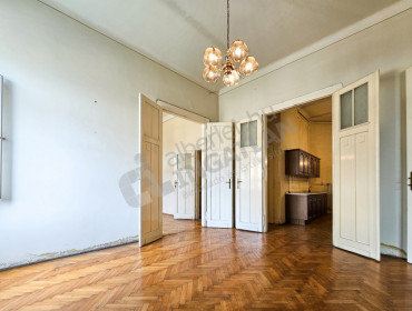 Alkotmány utca-budapest-v-kerulet-alkotmany-utca_19.jpg