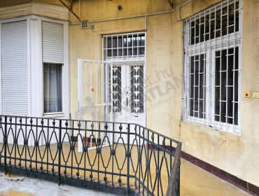 Alkotmány utca-budapest-v-kerulet-alkotmany-utca_5.jpg