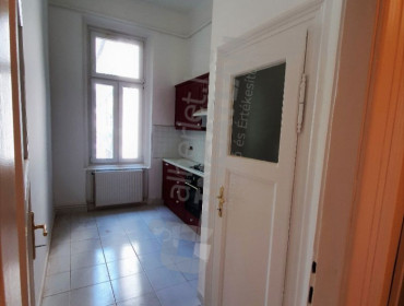 Győri út-budapest-xii-kerulet-gyori-ut_5.jpg