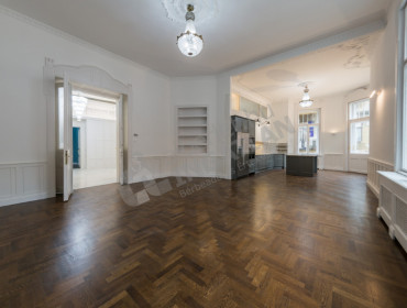 Hajós utca-budapest-vi-kerulet-hajos-utca_9.jpg