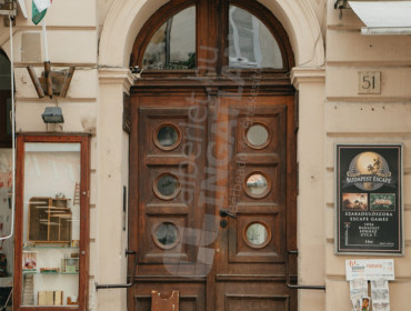 Váci utca-budapest-v-kerulet-vaci-utca_10.jpg