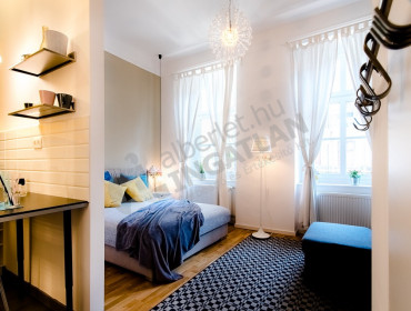 Kossuth Lajos utca-budapest-v-kerulet-kossuth-lajos-utca_5.jpg