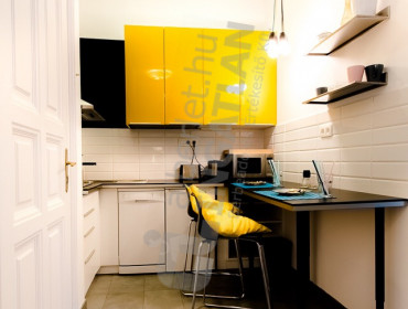 Kossuth Lajos utca-budapest-v-kerulet-kossuth-lajos-utca_7.jpg