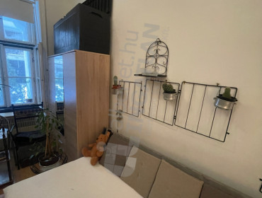 Attila út-budapest-i-kerulet-attila-utca_23.jpg