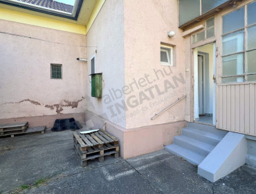 Károlyi Sándor út-budapest-xv-kerulet-karolyi-sandor-ut_11.jpg