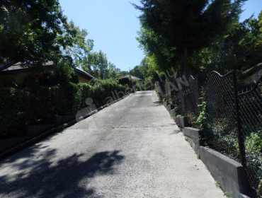 Istenhegyi út-budapest-xii-kerulet-istenhegyi-ut_11.jpg