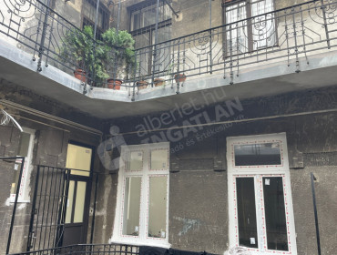 Népszínház utca-budapest-viii-kerulet-nepszinhaz-utca_3.jpg