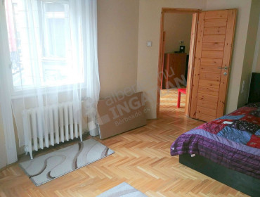 Népszínház utca-budapest-viii-kerulet-nepszinhaz-utca_18.jpg