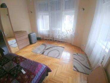 Népszínház utca-budapest-viii-kerulet-nepszinhaz-utca_4.jpg