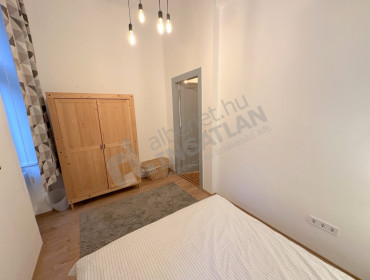 Haris köz-budapest-v-kerulet-haris-koz_10.jpg