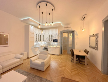 Haris köz-budapest-v-kerulet-haris-koz_6.jpg