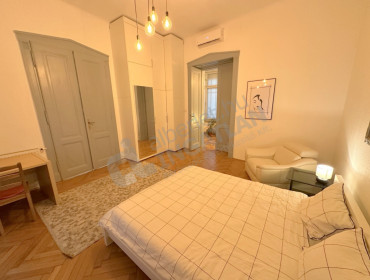 Haris köz-budapest-v-kerulet-haris-koz_8.jpg