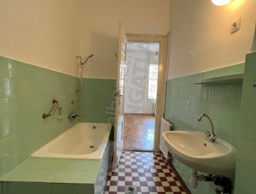 Hold utca-budapest-v-kerulet-hold-utca_6.jpg