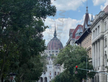 Hold utca-budapest-v-kerulet-hold-utca_8.jpg