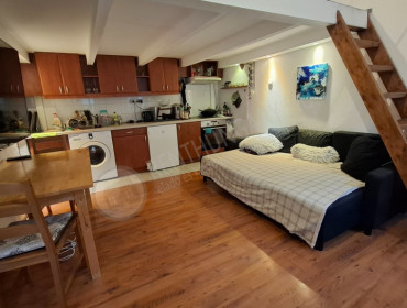 Holló utca-budapest-vii-kerulet-hollo-utca_2.jpg