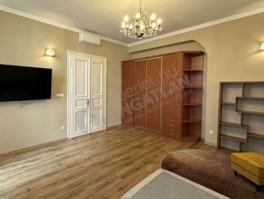 Szentkirályi utca-budapest-viii-kerulet-szentkiralyi-utca_18.jpg