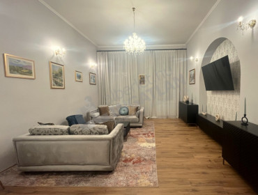 Szentkirályi utca-budapest-viii-kerulet-szentkiralyi-utca_3.jpg